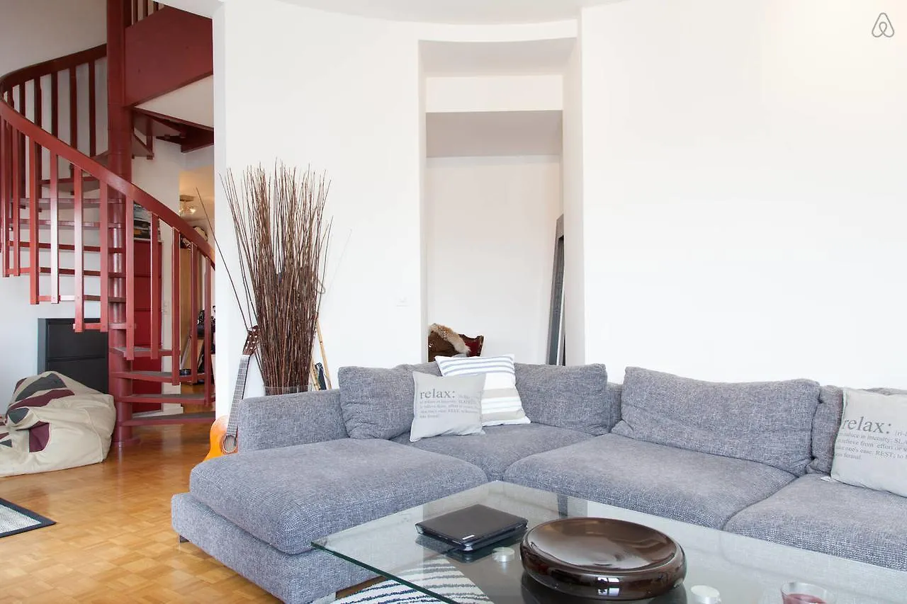 Ensuite Bedrooms In Apt Duplex Ženeva 0*,  Švýcarsko