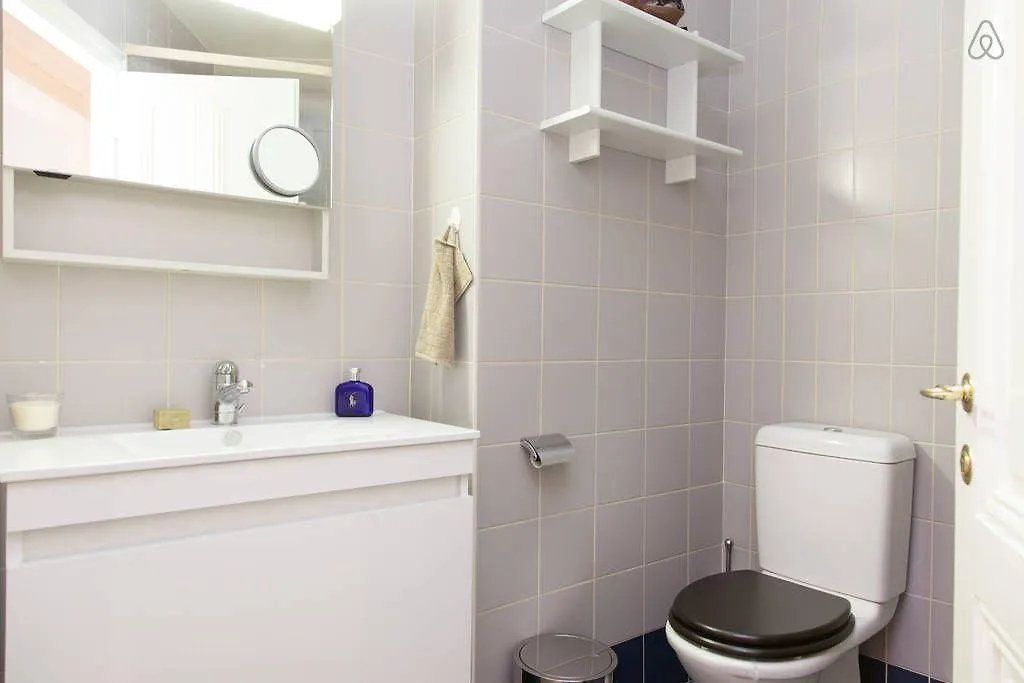 Ensuite Bedrooms In Apt Duplex Genewa
